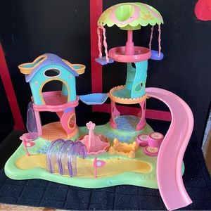 Littlest pet shop| whirl around playground playset